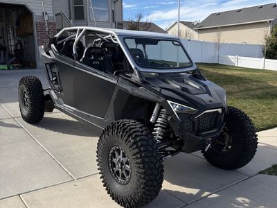 2023 RZR TURBO R4