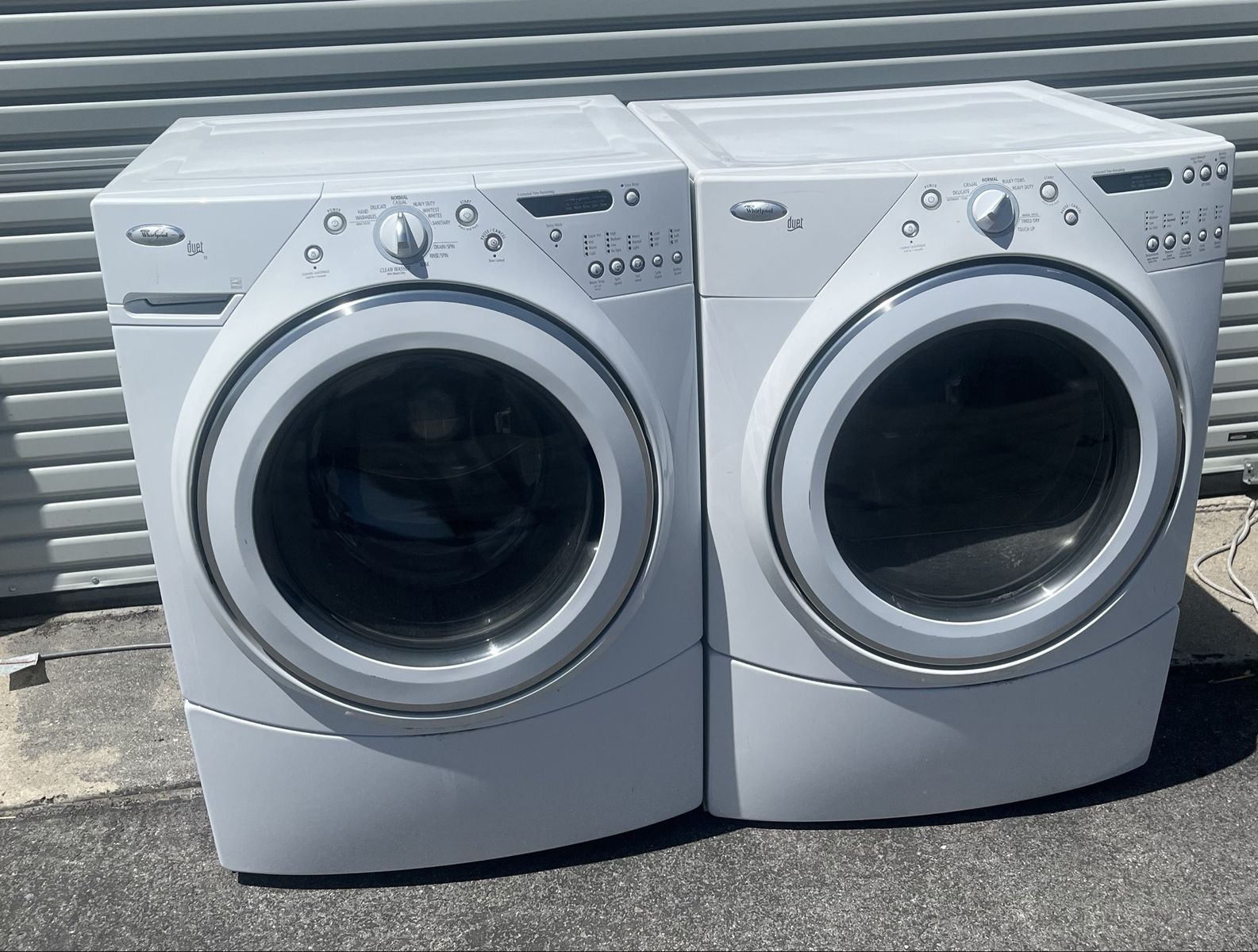 Stackable Whirlpool Duet Washer & Electric Dryer Set-Free Local Delivery. 