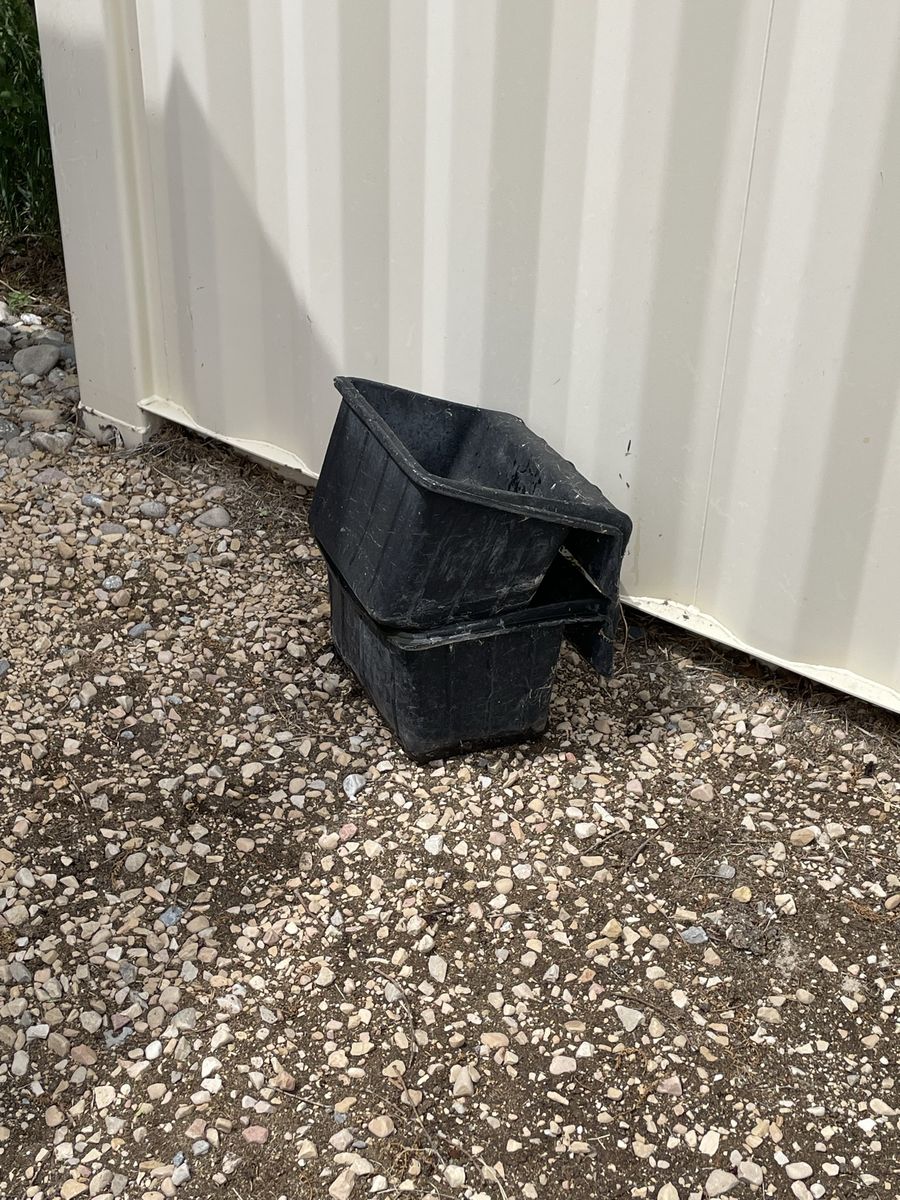 Panel Grain Feeders
