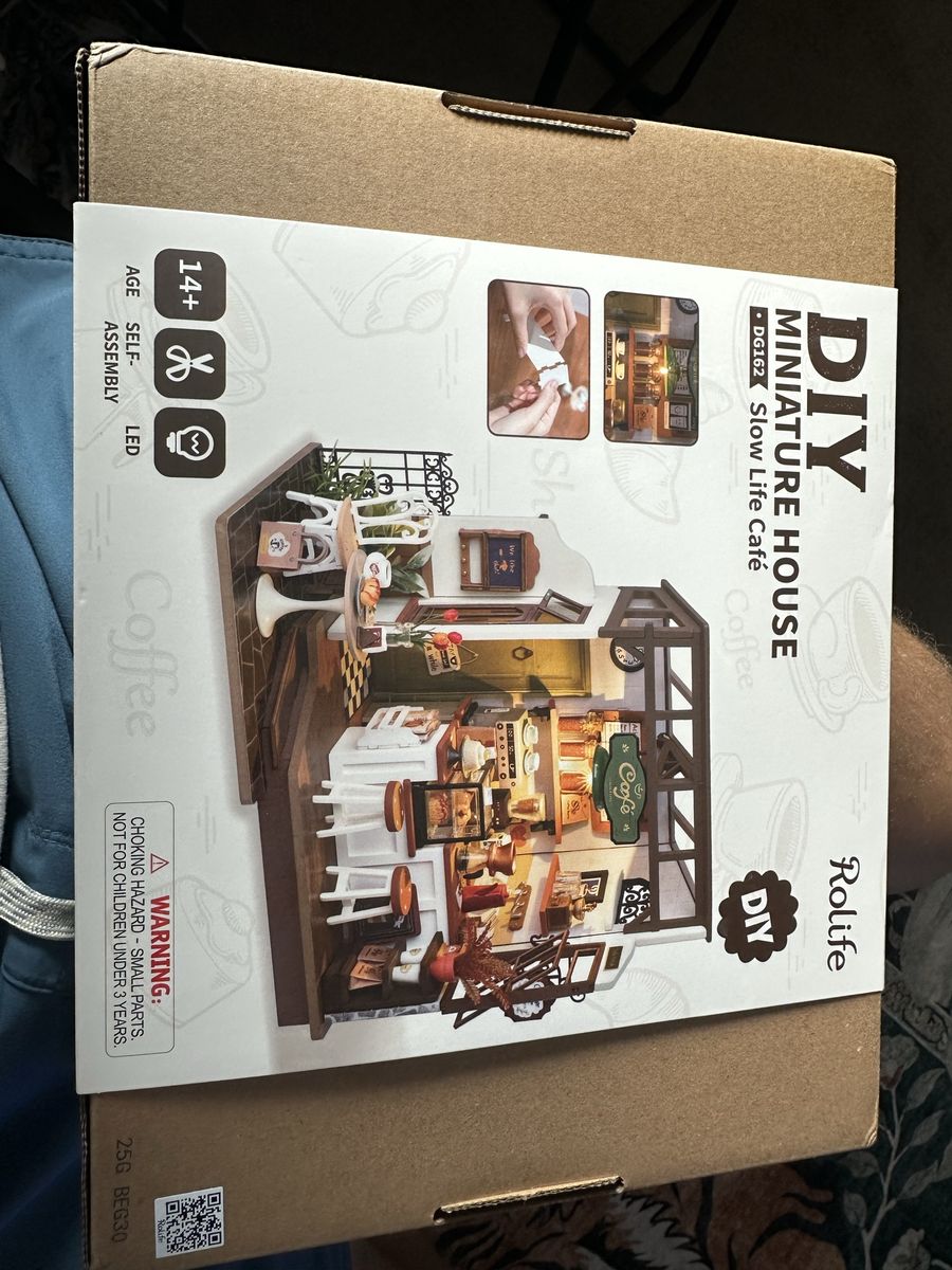 Rolife DIY Miniature House Kit - DGL62 Slow Life Café Dollhouse with LED Lights, 14+