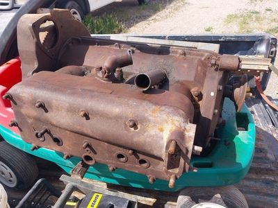 1929 ford model A flat four cylinder engine