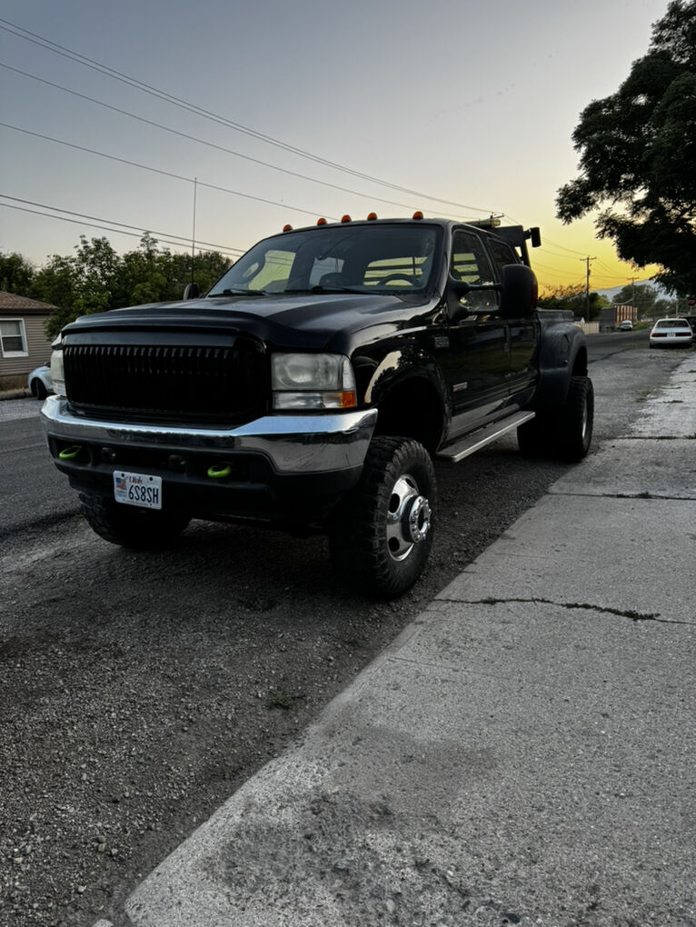 2003 FORD F350 SUPER DUTY Lariat