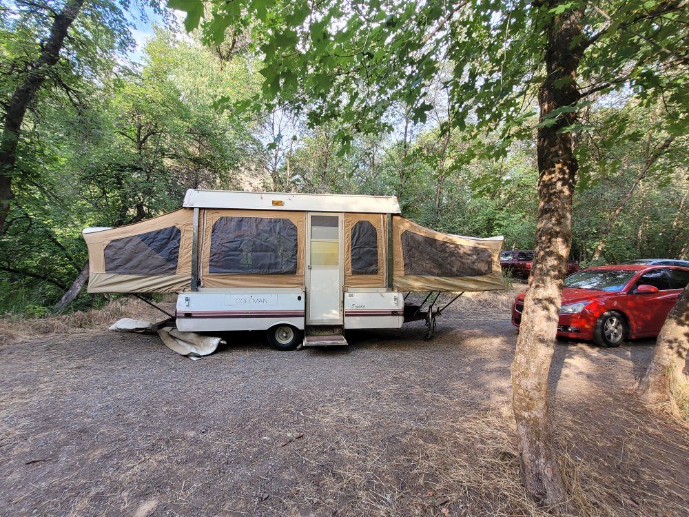 1984 Coleman Sequoia Pop-Up Camper - Sleeps 4-6 - Functional Kitchen & Dining