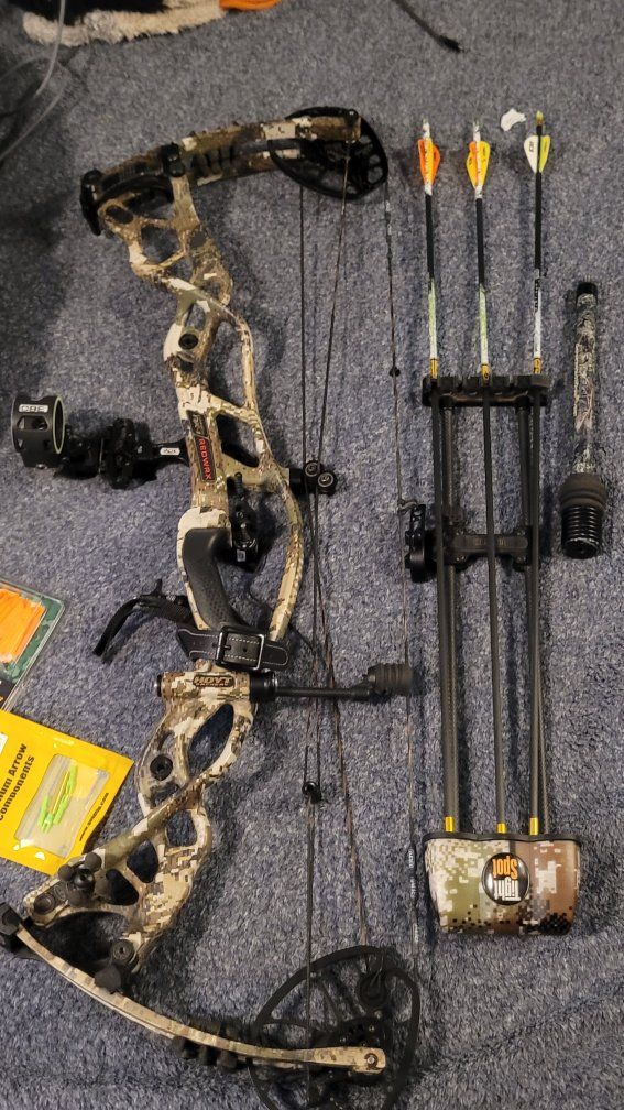 Compound bow carbon rx-1 redwrx