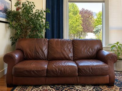 Natuzzi Leather Sofa Made in Italy Excellent Condition