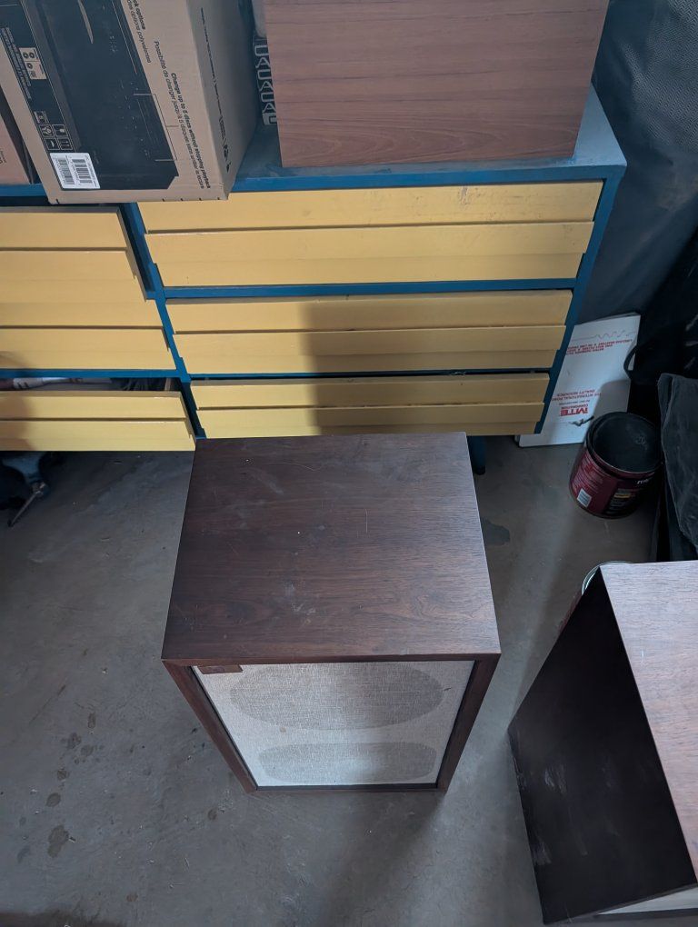 vintage high end soeakers