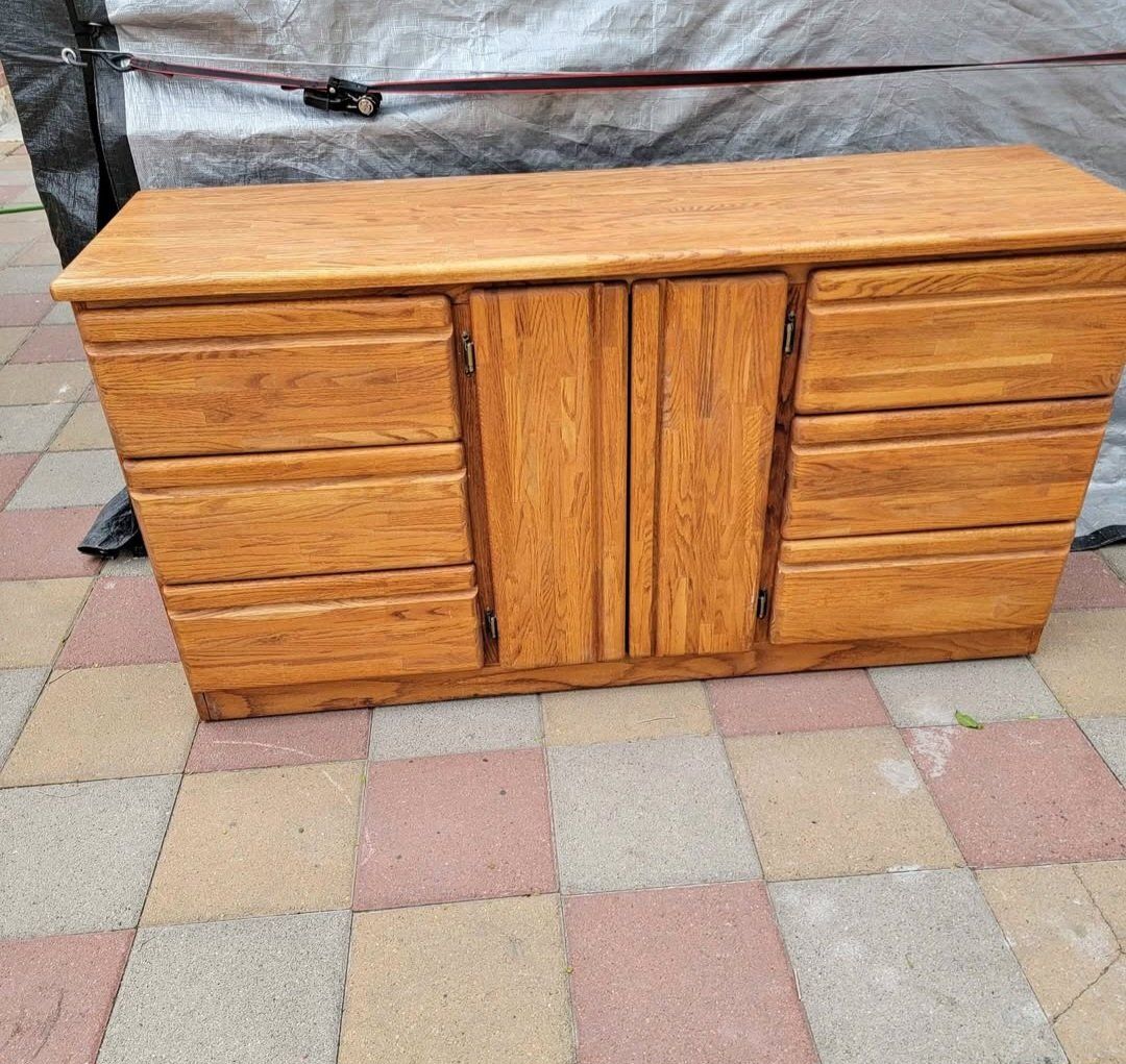 6 Drawer Oak Wood Dresser
