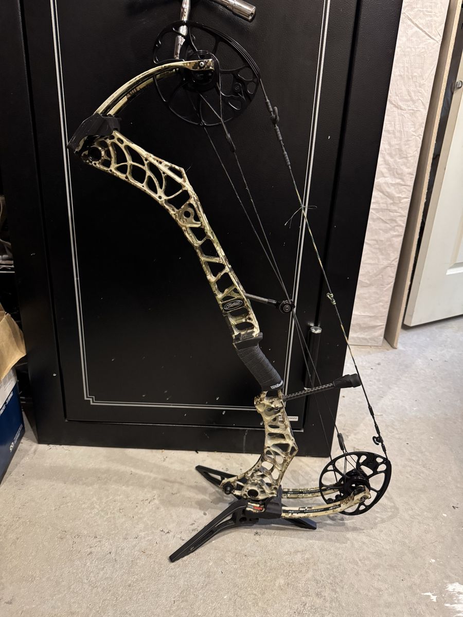 Mathews V3 31”
