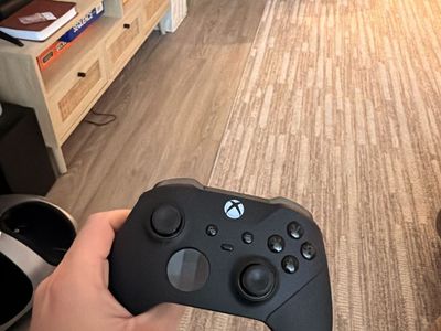 Xbox Elite Wireless Controller Series 2 Black - Pre-owned, good condition