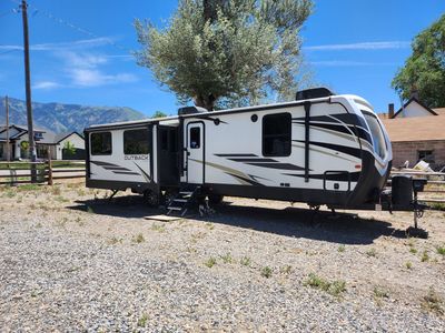 2021 keystone outback 328rl