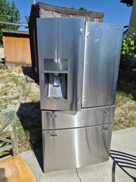 Refrigerator - $100 OBO