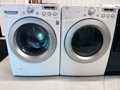 Matching White Ultra Capacity, Lg Washer & Dryer Set!(STACKABLE!)