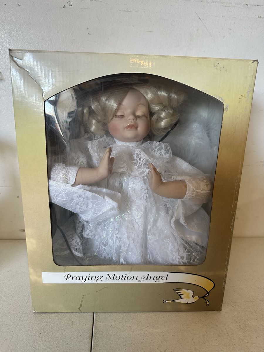 Praying Motion Angel Animated Fiber Optic Decor