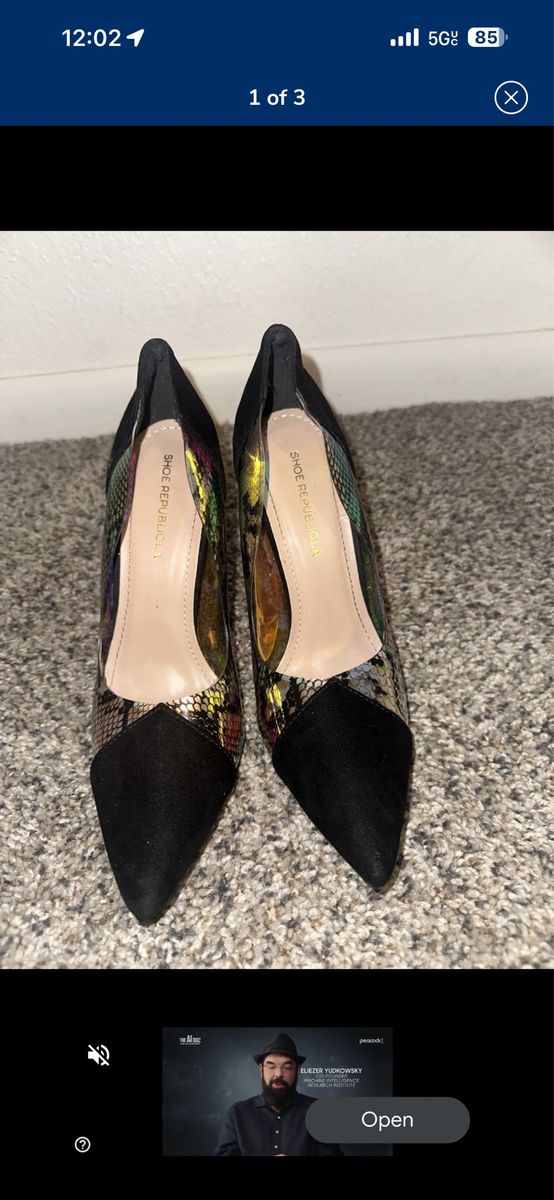 Shoe Republic LA Iridescent Snakeskin & Black Suede Pointed-Toe Heels Size 7.5