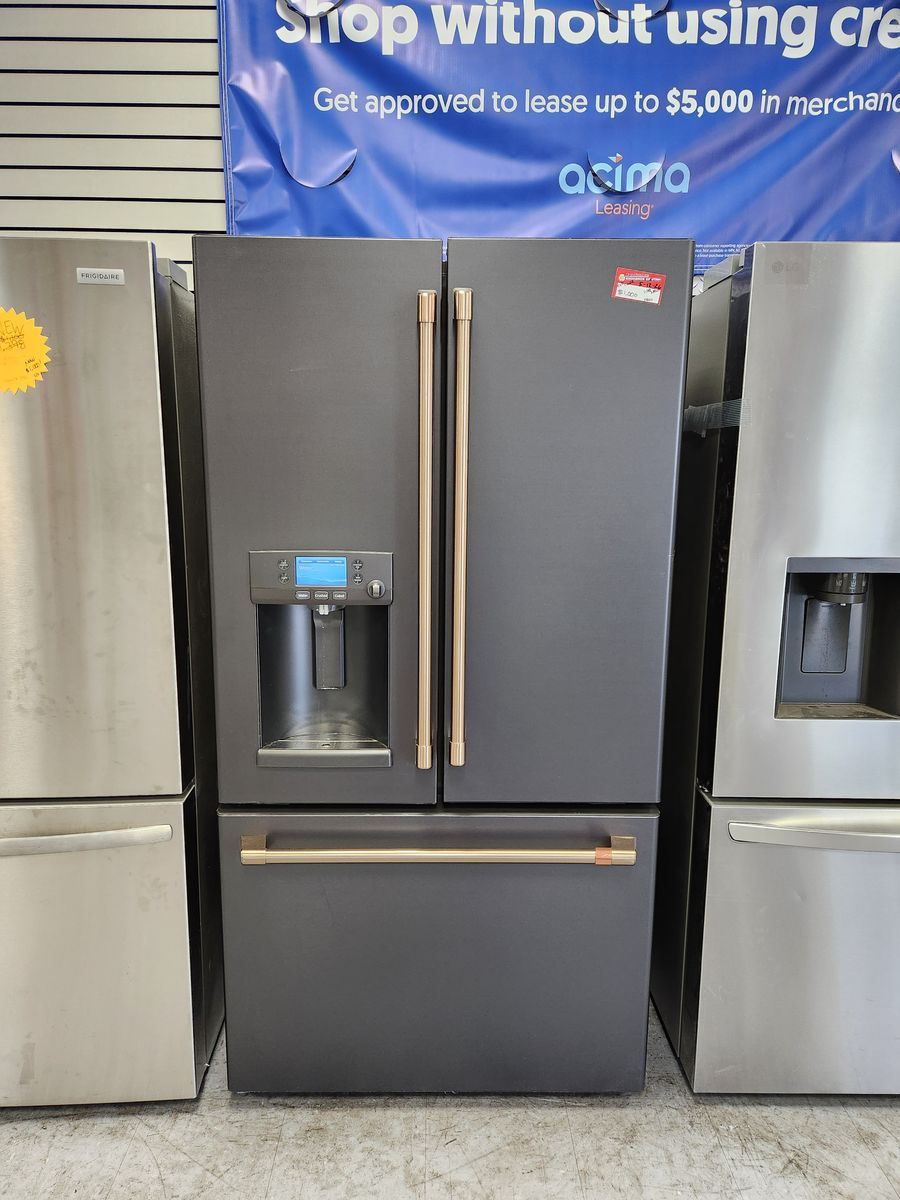 BEAUTIFUL GE CAFE COUNTER DEPTH FRENCHDOOR FRIDGE! W-WARRANTY