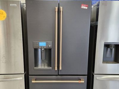 BEAUTIFUL GE CAFE COUNTER DEPTH FRENCHDOOR FRIDGE! W-WARRANTY