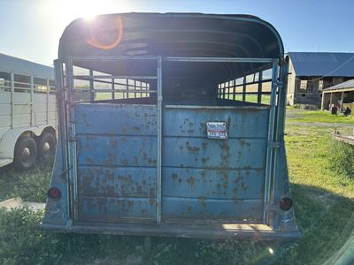 Stock trailer