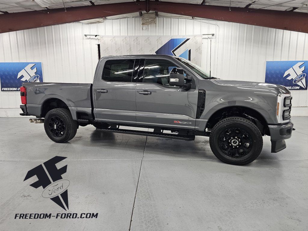 2026 Ford F-350 Super Duty Lariat