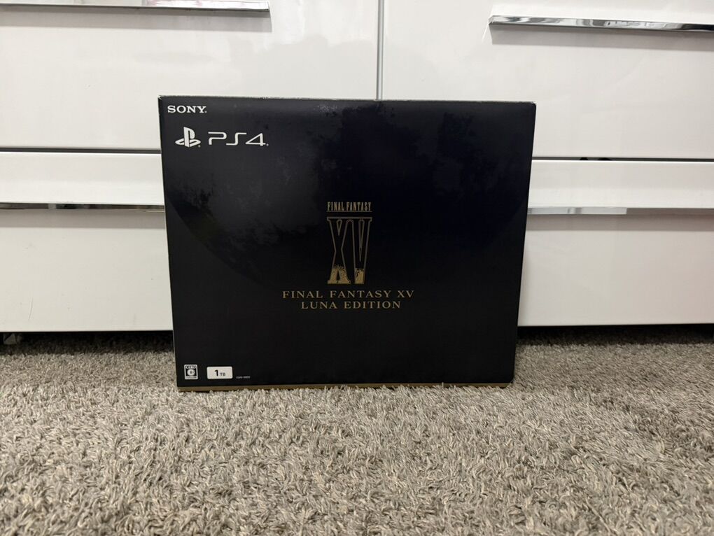 Ps4 Final fantasy XV Luna Edition