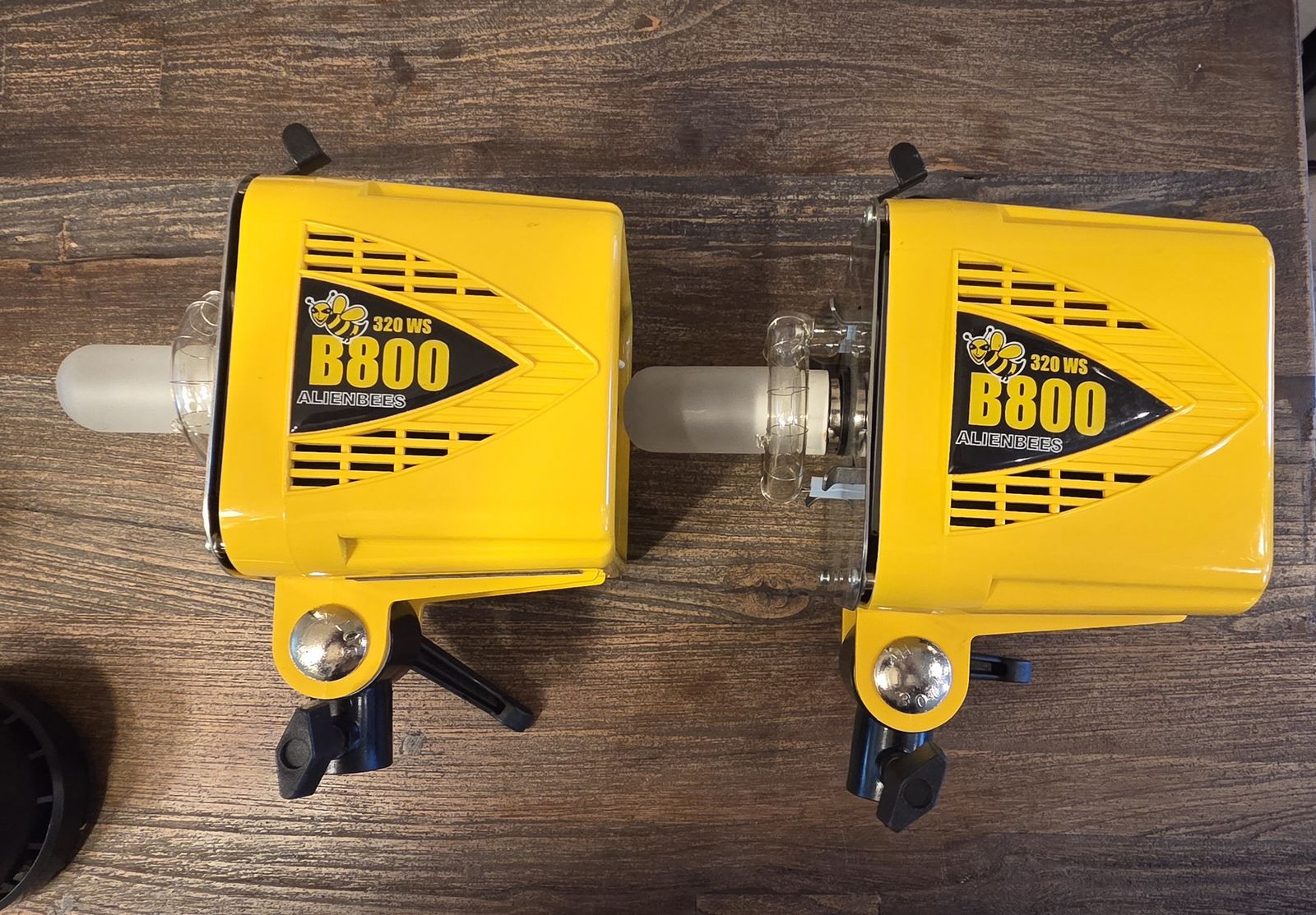 Photography studio lights - Alien B 800 & 400