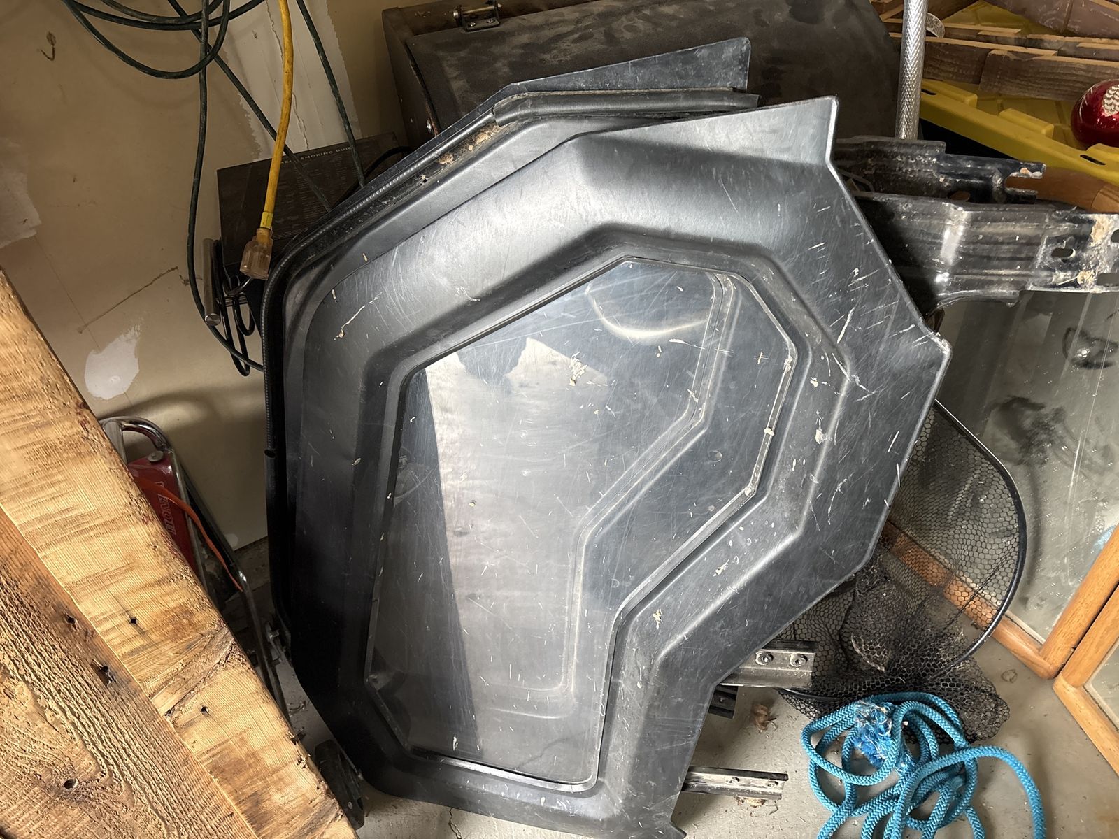 Main image 6