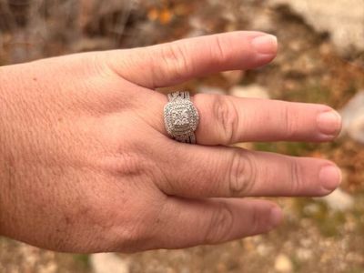 Diamond / Sterling Silver