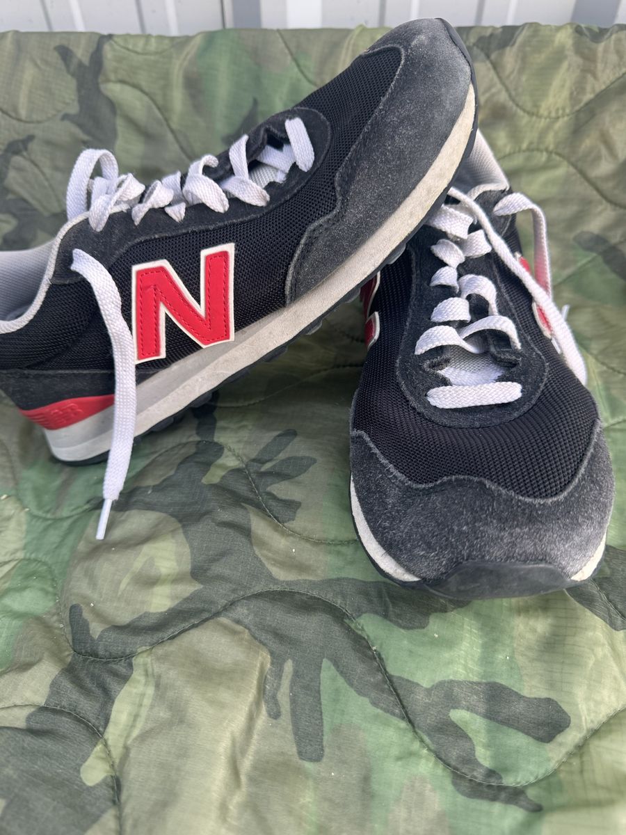 New Balance Sneakers - Black/Red, Mens 10