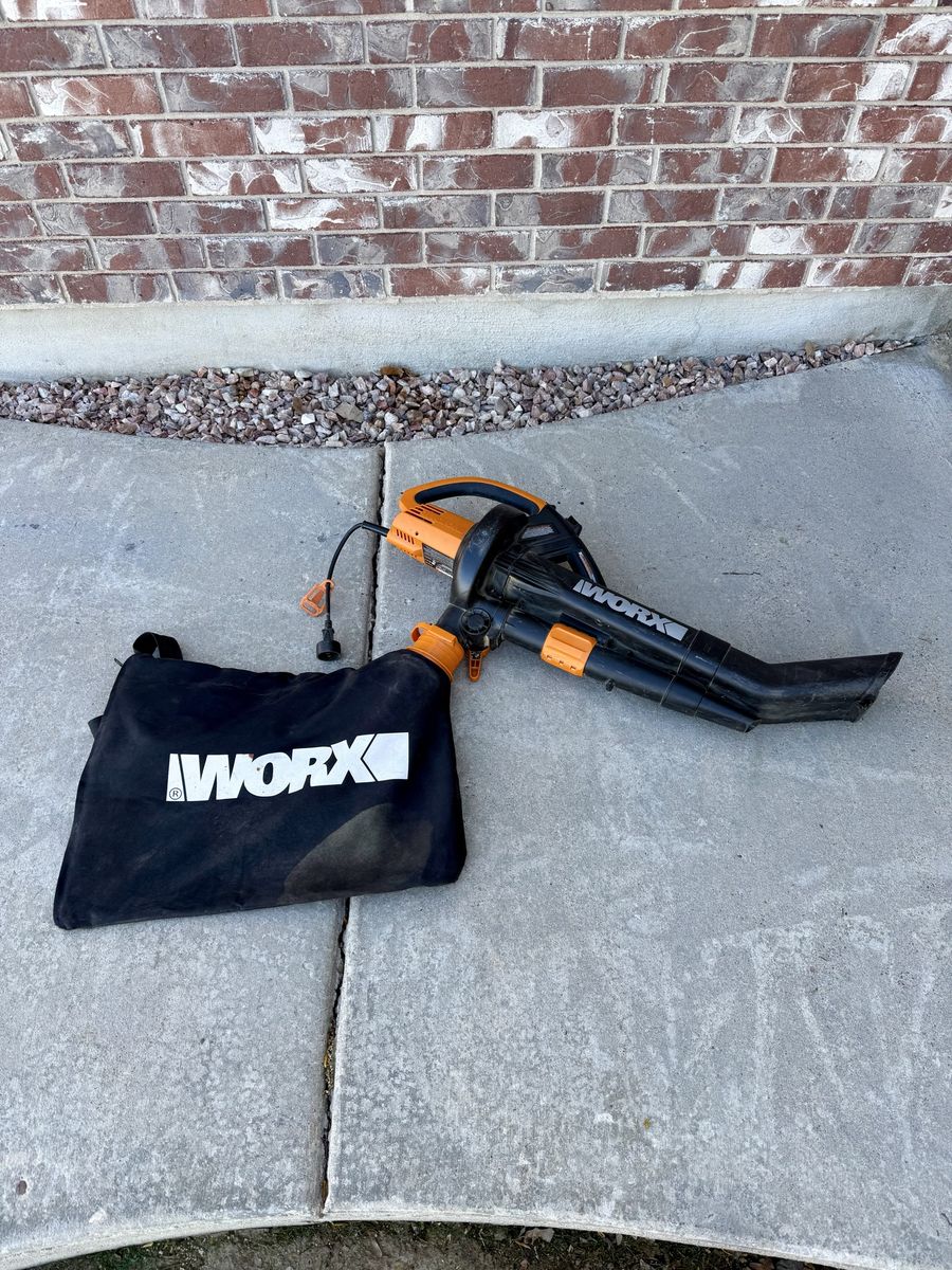 Worx WG509 120V TriVac Blower/Mulcher/Vacuum Tool
