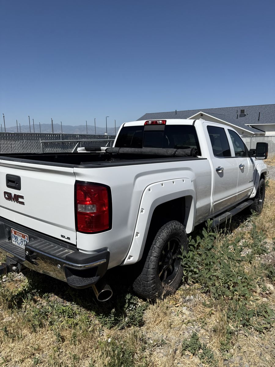 2015 GMC 2500 SLE