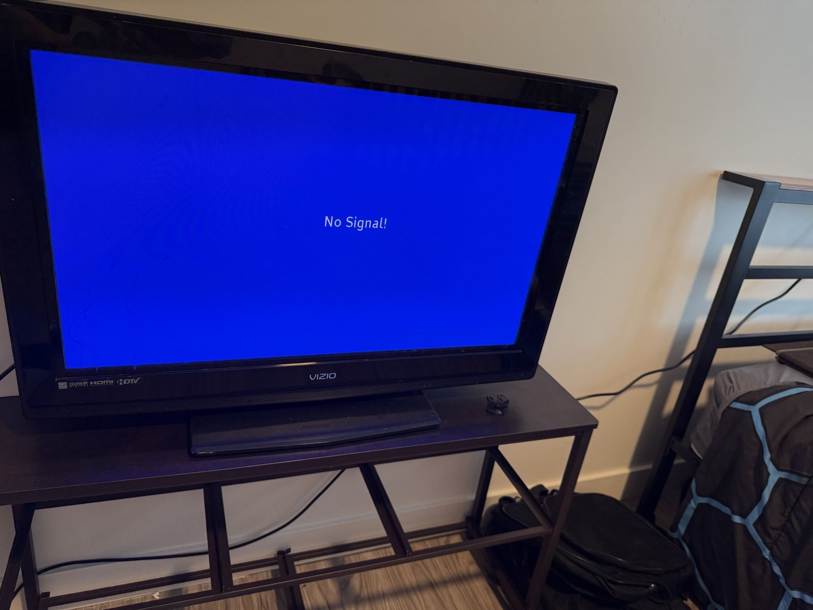VIZIO 32" LCD HDTV