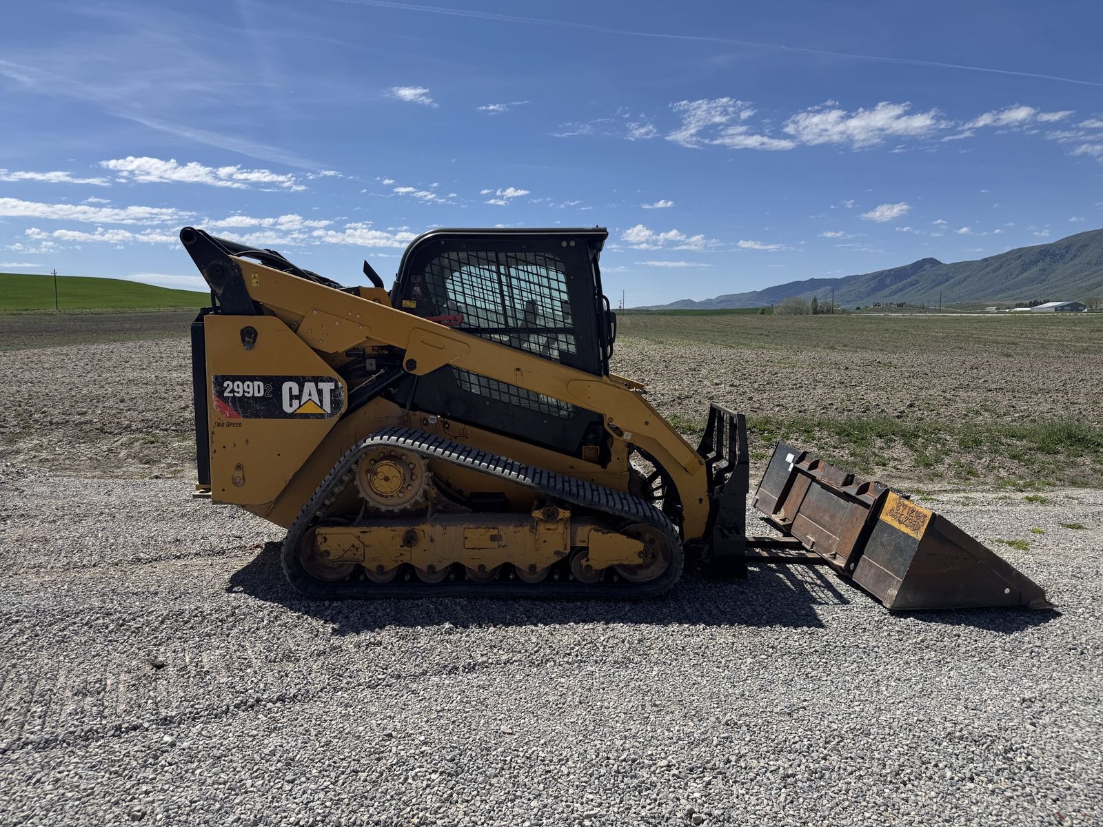 Caterpillar CAT 299D2 Track Skid Steer Loader with Bucket and forks