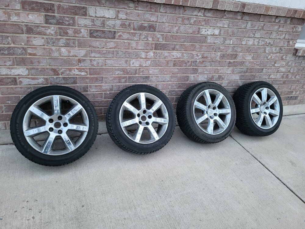 350z chrome wheels and tires