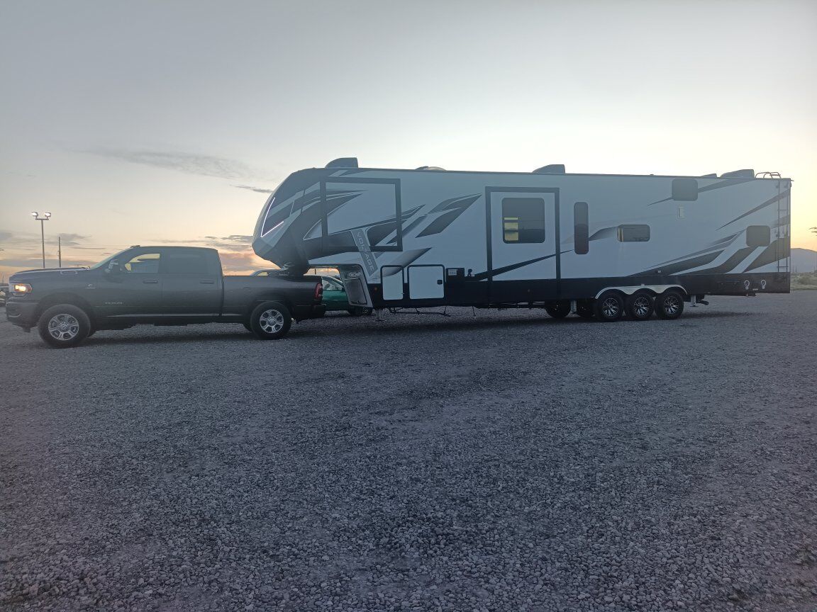 truck and camper