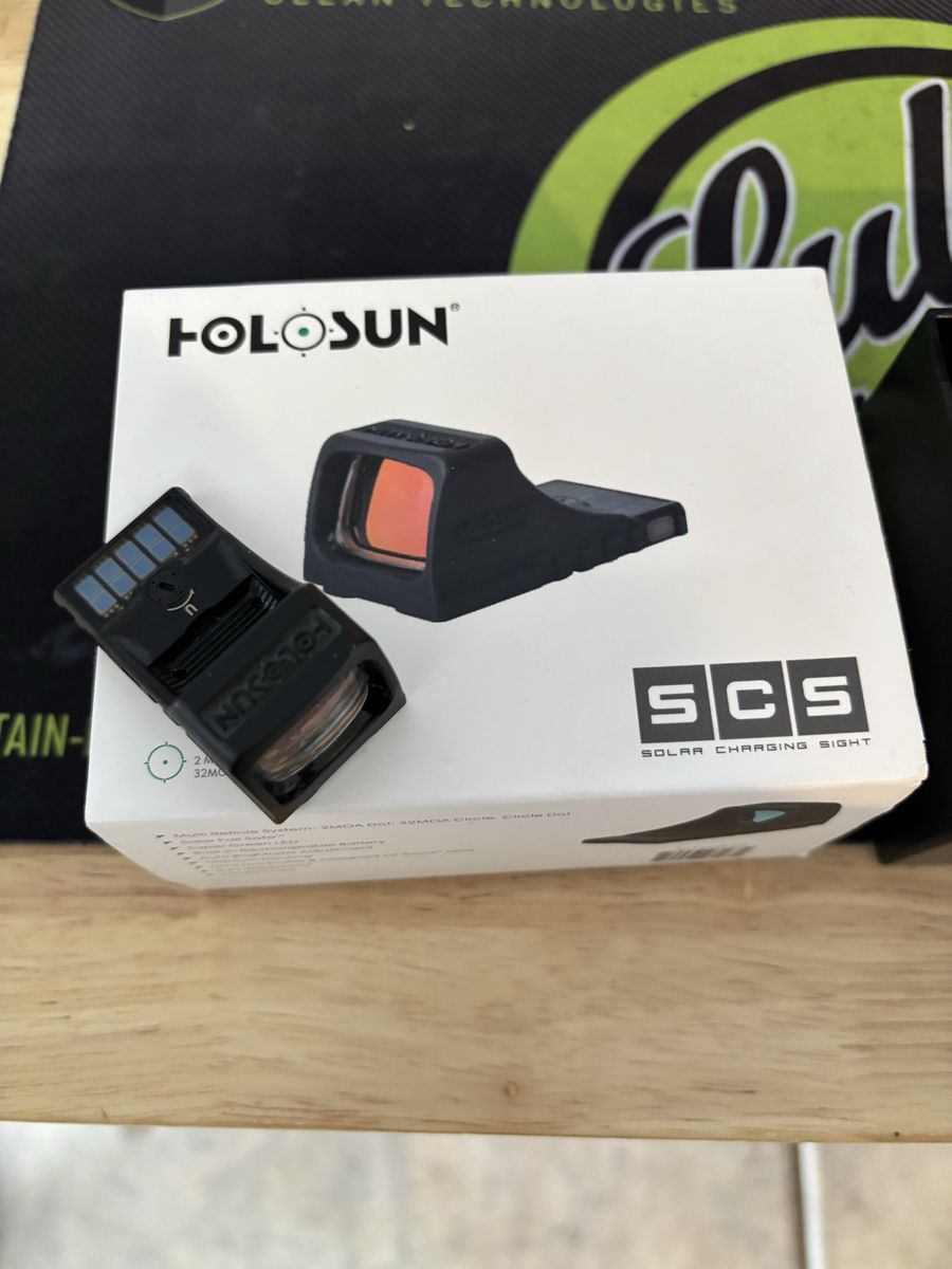 HOLOSUN SCS-MOS-GR Solar Charging Sight for Glock MOS Titanium Housing Green Dot