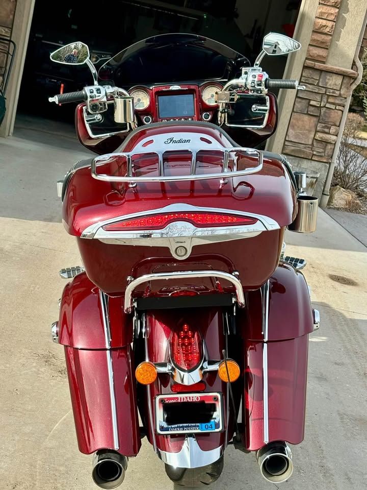 2017 Indian Roadmaster Motorcycle