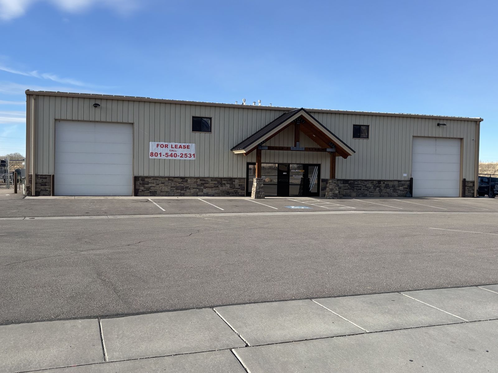 Office Warehouse For Lease available May