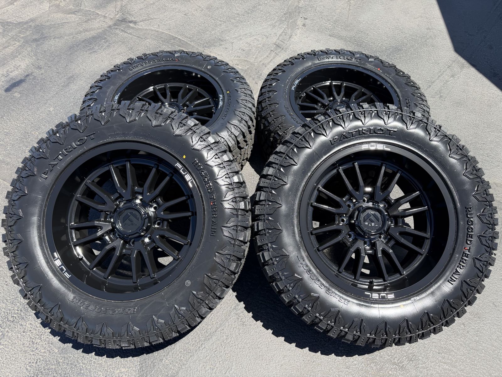New 35x12.50r20 Patriot RT Black Fuel Clash 8x6.5 Dodge Ram Cummins 2500 3500 Chevy Silverado Duramax GMC 8 lug wheels tires