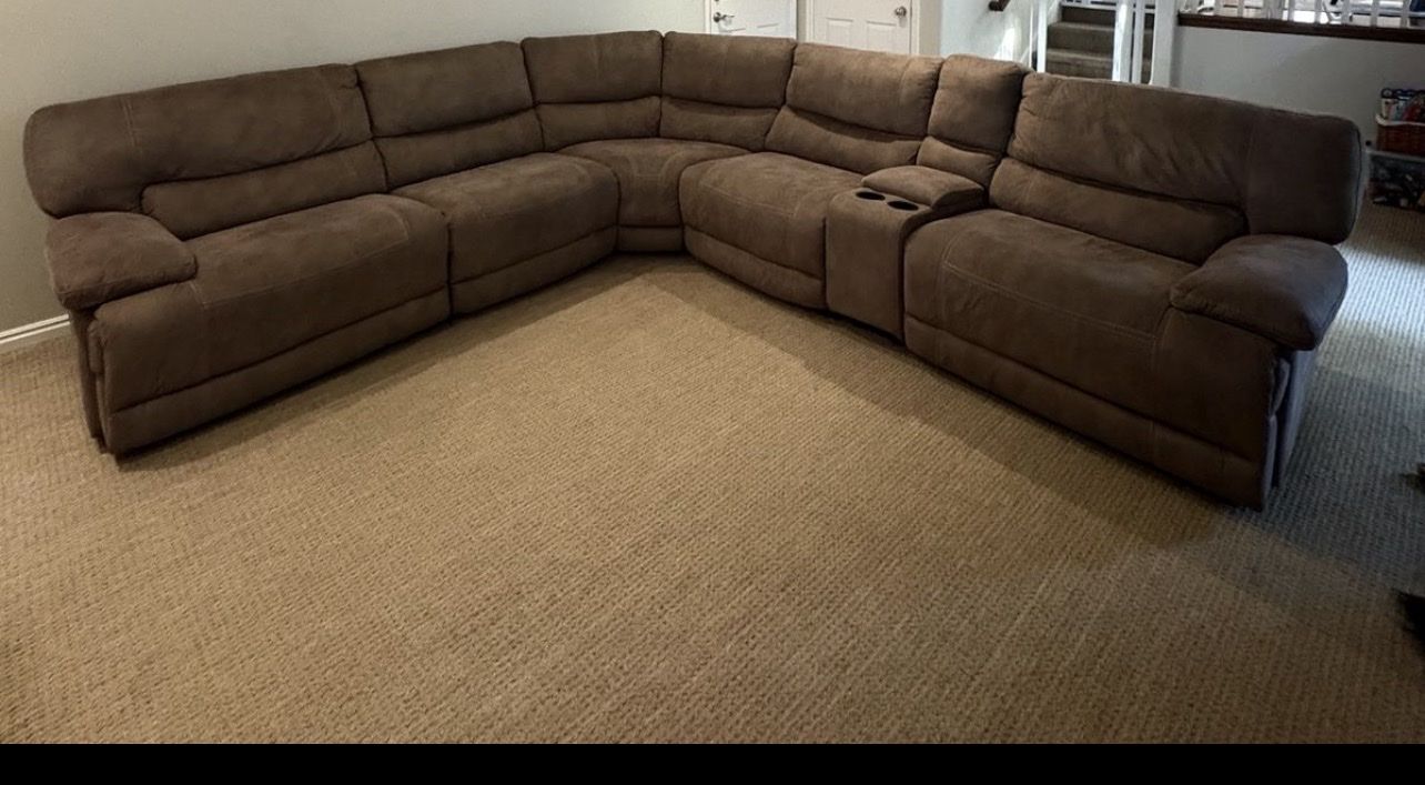 Cheers / Man Wah reclining sectional - Costco - Excellent Condition - $1,250 obo