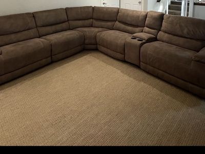 Cheers / Man Wah reclining sectional - Costco - Excellent Condition - $1,250 obo