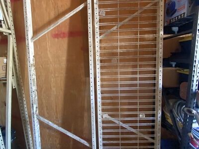 Metal Shelves Uprights