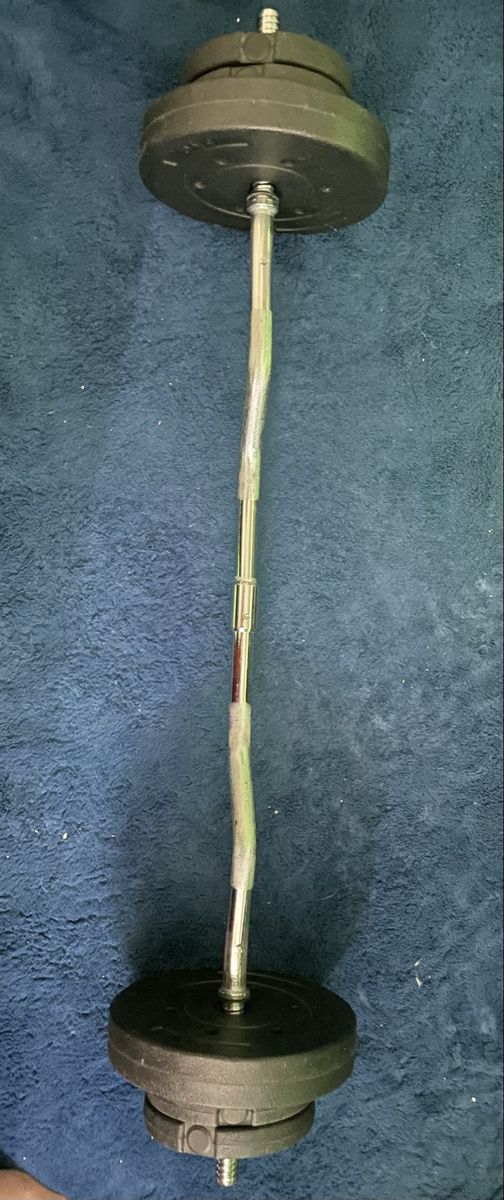 10lb Barbell | 2x 5Kg Weights | 4x 1.25kg Weights