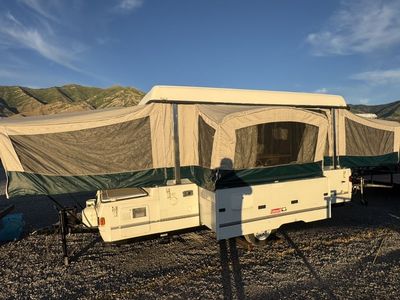 Pristine Coleman Utah Slide Out Sleeps 10