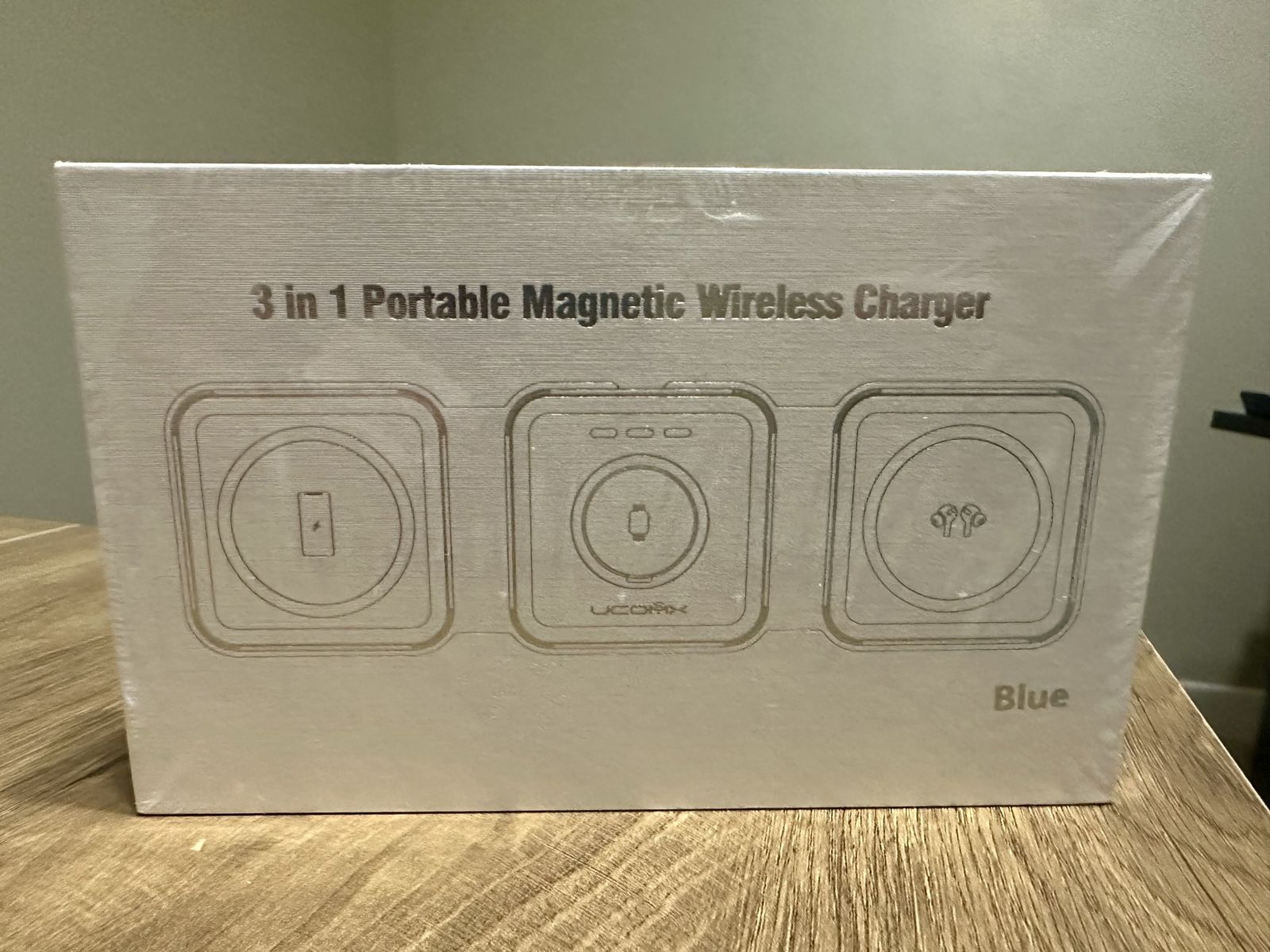 3-in-1 Portable Magnetic Wireless Charger - Blue, for iPhone, Apple Watch, AirPods