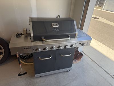 Nexgrill Deluxe 6-Burner Propane Gas Grill with Side Burner