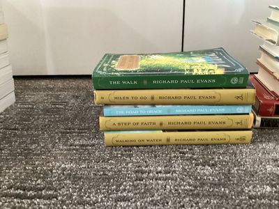 Richard Paul Evans The Walk, Miles to Go, The Road to Grace, A Step of Faith, Walking on Water (5 Books) Walk Series