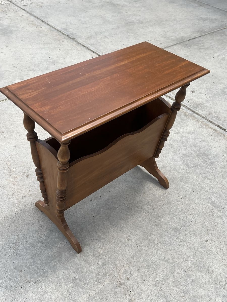 Antique Kiel Furniture Co. Magazine Table - Wood Side Table with Storage (1892-1930s)
