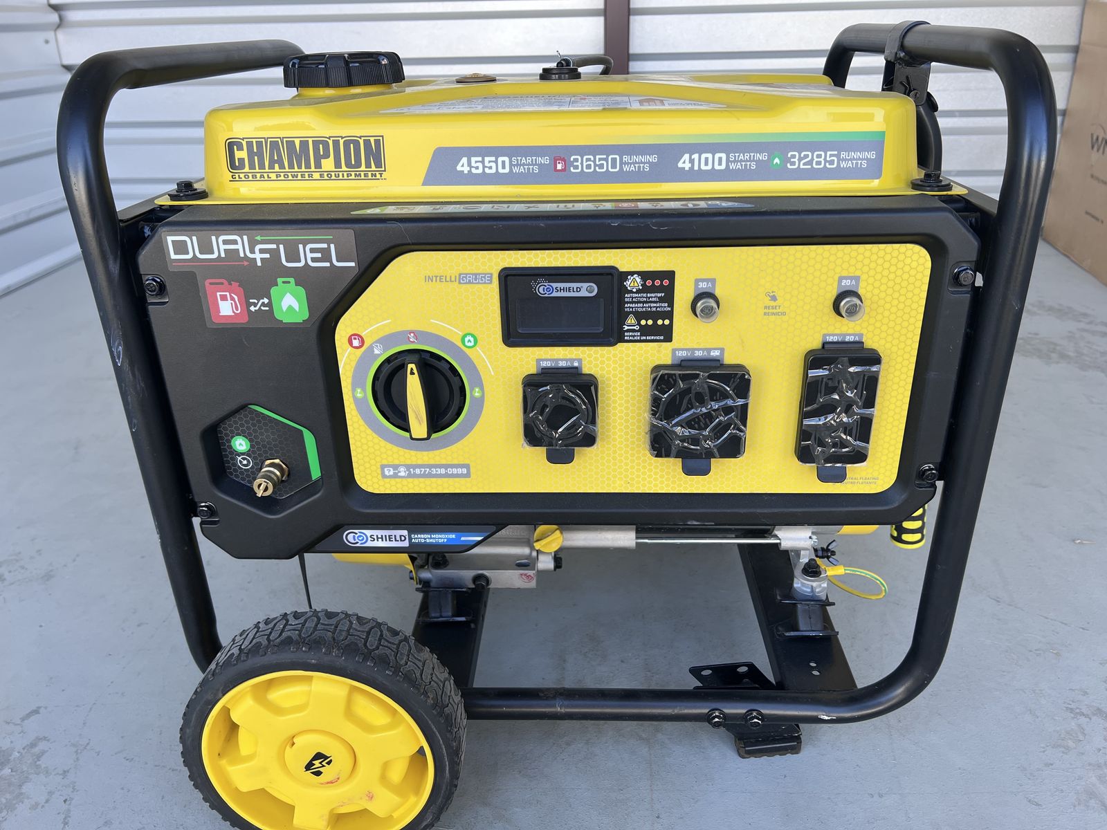 Champion 4550 Dual Fuel Generator