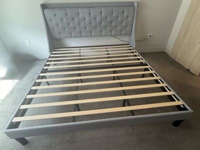 Beautiful King bed