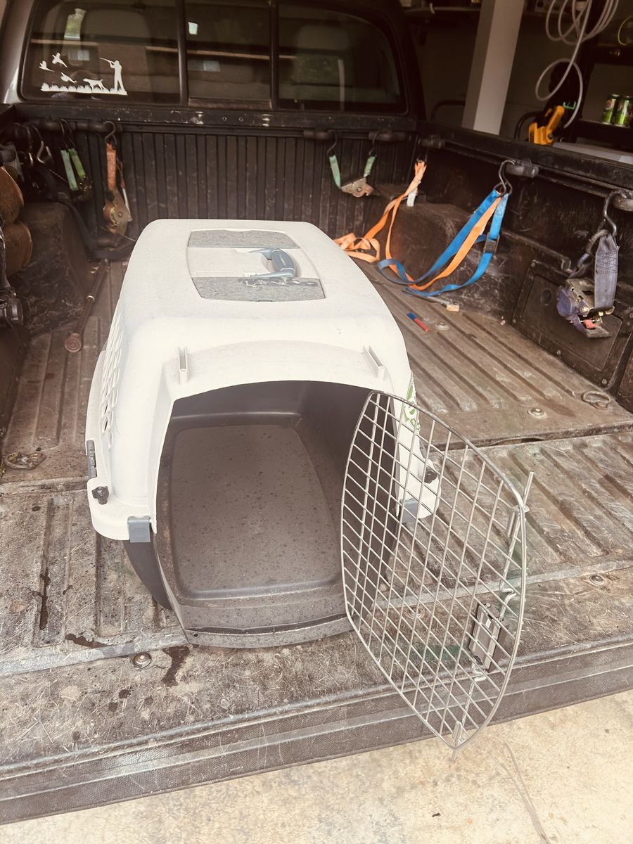 Dog/Cat kennel