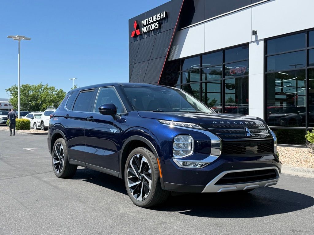 2024 Mitsubishi Outlander 